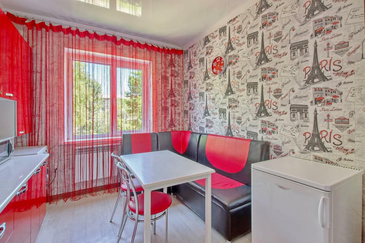 Cozy Apartment On Rozybakiev 145. Atakent Almaty Bagian luar foto